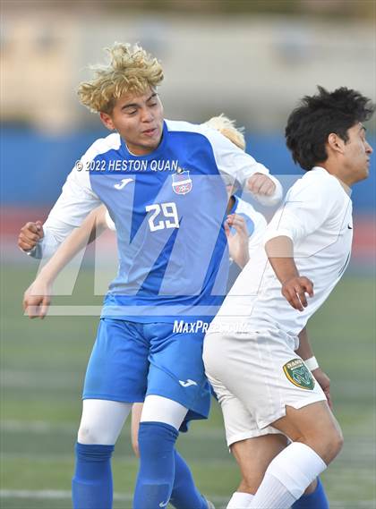 Thumbnail 2 in Temple City vs. Los Altos (CIF State D5 Final) photogallery.
