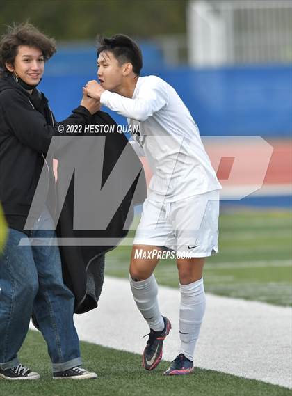 Thumbnail 3 in Temple City vs. Los Altos (CIF State D5 Final) photogallery.