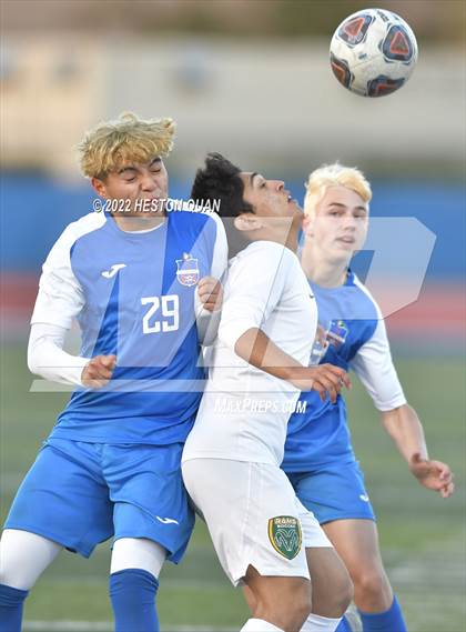 Thumbnail 1 in Temple City vs. Los Altos (CIF State D5 Final) photogallery.