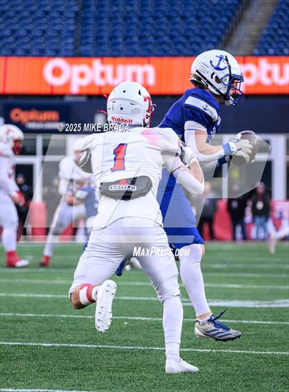 Thumbnail 2 in Tewksbury Memorial vs Scituate (MIAA Division 4 Final) photogallery.