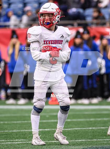 Thumbnail 2 in Tewksbury Memorial vs Scituate (MIAA Division 4 Final) photogallery.