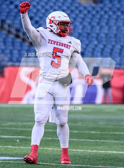 Thumbnail 2 in Tewksbury Memorial vs Scituate (MIAA Division 4 Final) photogallery.