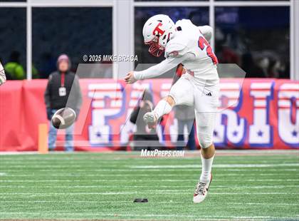 Thumbnail 3 in Tewksbury Memorial vs Scituate (MIAA Division 4 Final) photogallery.