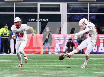 Thumbnail 2 in Tewksbury Memorial vs Scituate (MIAA Division 4 Final) photogallery.