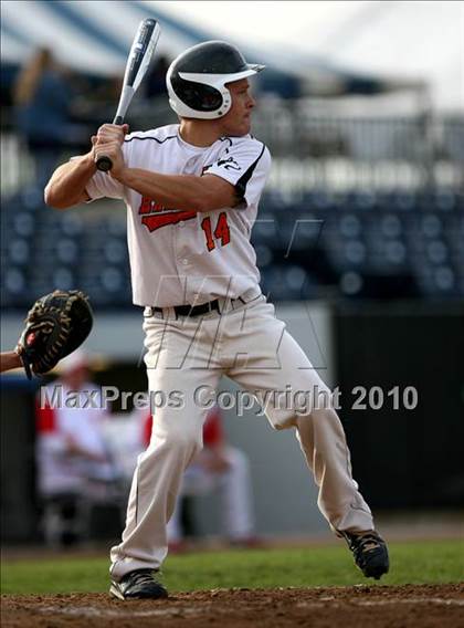 Thumbnail 3 in Jefferson vs Harlem photogallery.