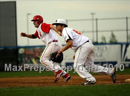 Thumbnail 2 in Jefferson vs Harlem photogallery.