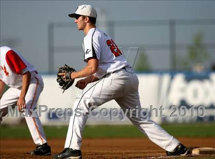 Thumbnail 3 in Jefferson vs Harlem photogallery.