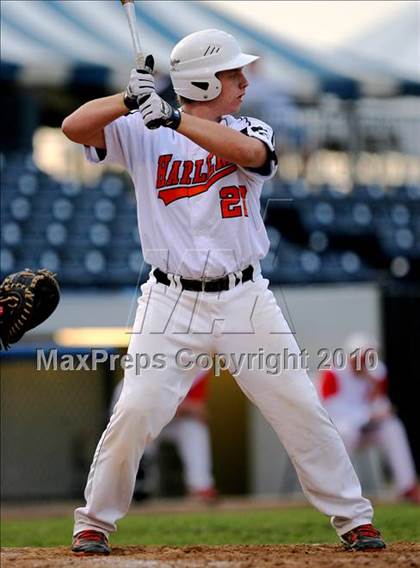 Thumbnail 3 in Jefferson vs Harlem photogallery.