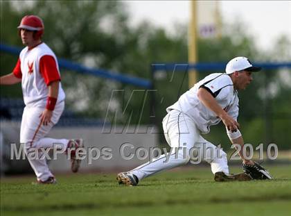 Thumbnail 3 in Jefferson vs Harlem photogallery.