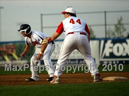 Thumbnail 3 in Jefferson vs Harlem photogallery.