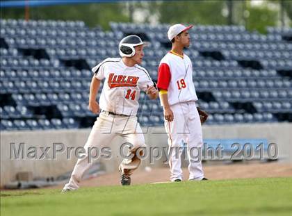 Thumbnail 3 in Jefferson vs Harlem photogallery.