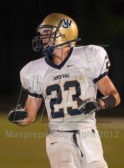Thumbnail 1 in Wood @ Loudoun Valley photogallery.