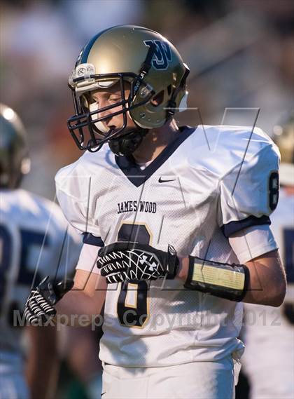 Thumbnail 1 in Wood @ Loudoun Valley photogallery.