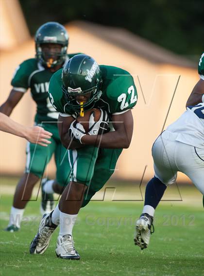 Thumbnail 1 in Wood @ Loudoun Valley photogallery.