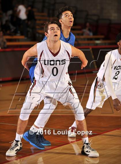 Thumbnail 3 in Windward vs. JSerra Catholic (Nike Extravaganza) photogallery.