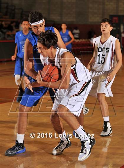Thumbnail 3 in Windward vs. JSerra Catholic (Nike Extravaganza) photogallery.