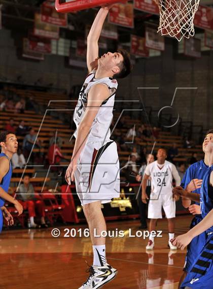 Thumbnail 1 in Windward vs. JSerra Catholic (Nike Extravaganza) photogallery.