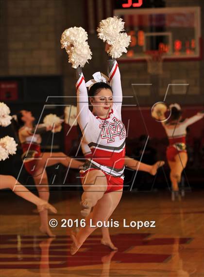 Thumbnail 1 in Windward vs. JSerra Catholic (Nike Extravaganza) photogallery.
