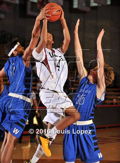 Thumbnail 2 in Windward vs. JSerra Catholic (Nike Extravaganza) photogallery.