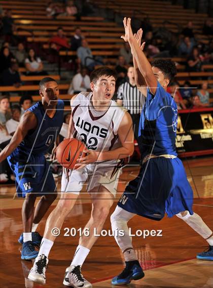 Thumbnail 1 in Windward vs. JSerra Catholic (Nike Extravaganza) photogallery.