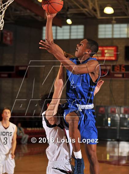 Thumbnail 1 in Windward vs. JSerra Catholic (Nike Extravaganza) photogallery.