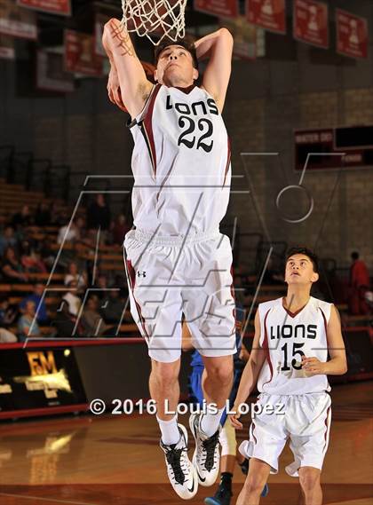 Thumbnail 3 in Windward vs. JSerra Catholic (Nike Extravaganza) photogallery.