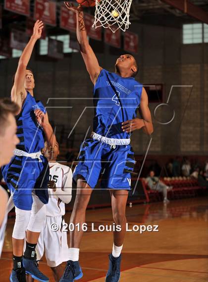 Thumbnail 2 in Windward vs. JSerra Catholic (Nike Extravaganza) photogallery.