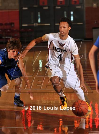 Thumbnail 3 in Windward vs. JSerra Catholic (Nike Extravaganza) photogallery.