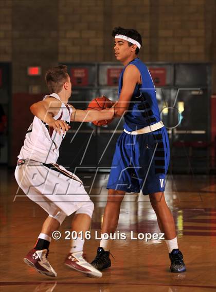 Thumbnail 3 in Windward vs. JSerra Catholic (Nike Extravaganza) photogallery.