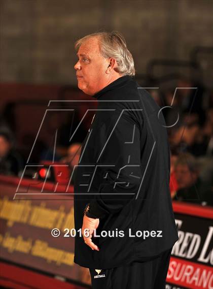 Thumbnail 2 in Windward vs. JSerra Catholic (Nike Extravaganza) photogallery.