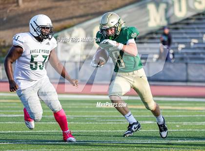 Thumbnail 3 in Inglewood @ Mira Costa photogallery.