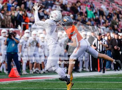 Thumbnail 1 in Lone Peak vs. Skyridge (UHSAA 6A Semifinal) photogallery.