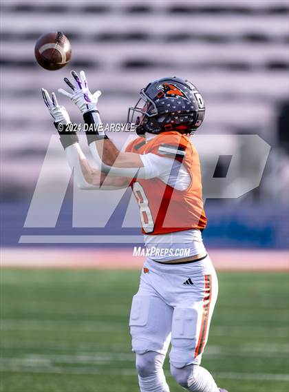 Thumbnail 3 in Lone Peak vs. Skyridge (UHSAA 6A Semifinal) photogallery.