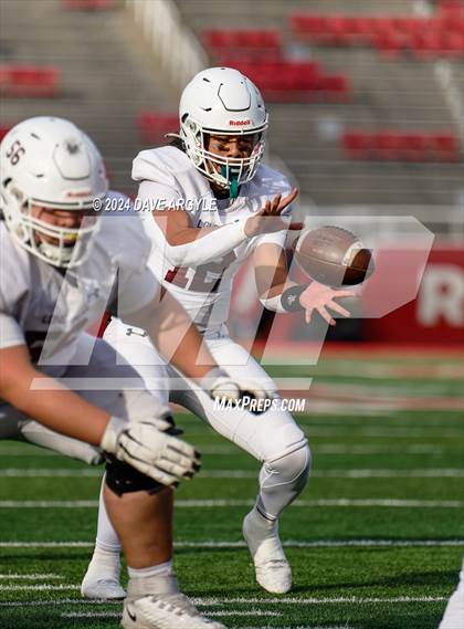 Thumbnail 3 in Lone Peak vs. Skyridge (UHSAA 6A Semifinal) photogallery.