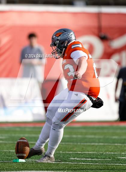 Thumbnail 2 in Lone Peak vs. Skyridge (UHSAA 6A Semifinal) photogallery.
