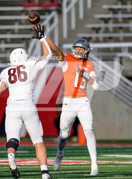 Thumbnail 2 in Lone Peak vs. Skyridge (UHSAA 6A Semifinal) photogallery.