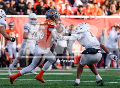 Thumbnail 3 in Lone Peak vs. Skyridge (UHSAA 6A Semifinal) photogallery.