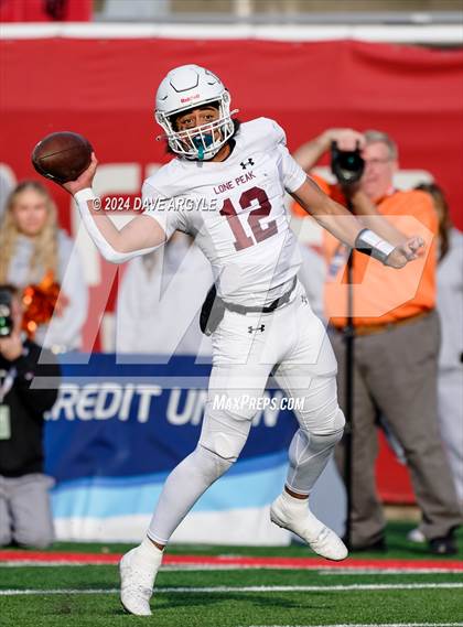Thumbnail 1 in Lone Peak vs. Skyridge (UHSAA 6A Semifinal) photogallery.