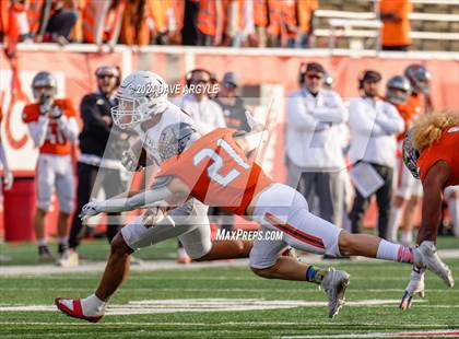 Thumbnail 2 in Lone Peak vs. Skyridge (UHSAA 6A Semifinal) photogallery.