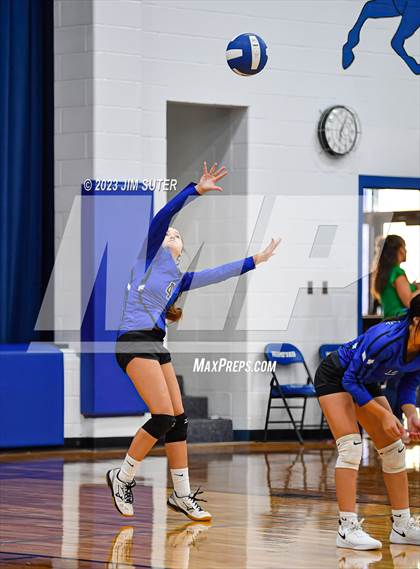Thumbnail 1 in Mumford vs Brazos Christian photogallery.