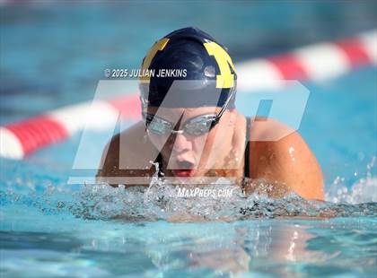 Thumbnail 3 in Maverick Relays photogallery.