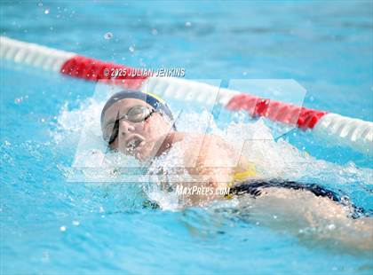 Thumbnail 1 in Maverick Relays photogallery.