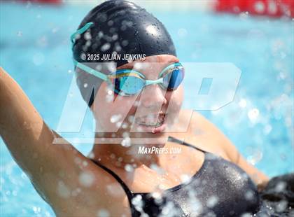 Thumbnail 1 in Maverick Relays photogallery.