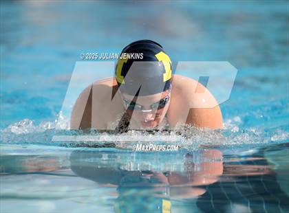 Thumbnail 1 in Maverick Relays photogallery.