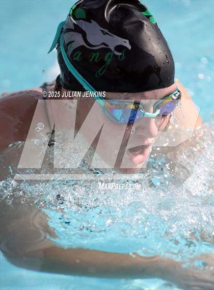 Thumbnail 3 in Maverick Relays photogallery.