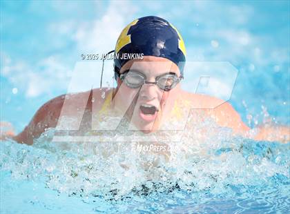 Thumbnail 2 in Maverick Relays photogallery.