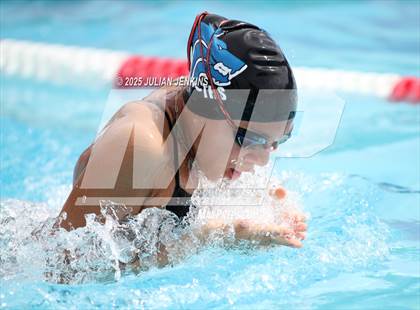 Thumbnail 1 in Maverick Relays photogallery.