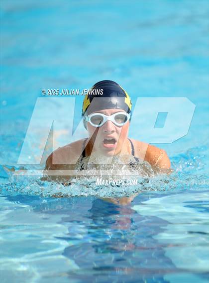 Thumbnail 1 in Maverick Relays photogallery.