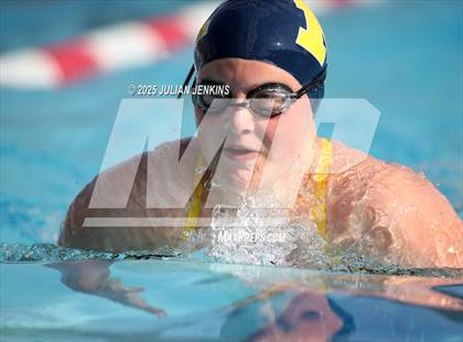 Thumbnail 2 in Maverick Relays photogallery.
