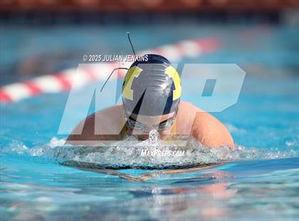 Thumbnail 3 in Maverick Relays photogallery.